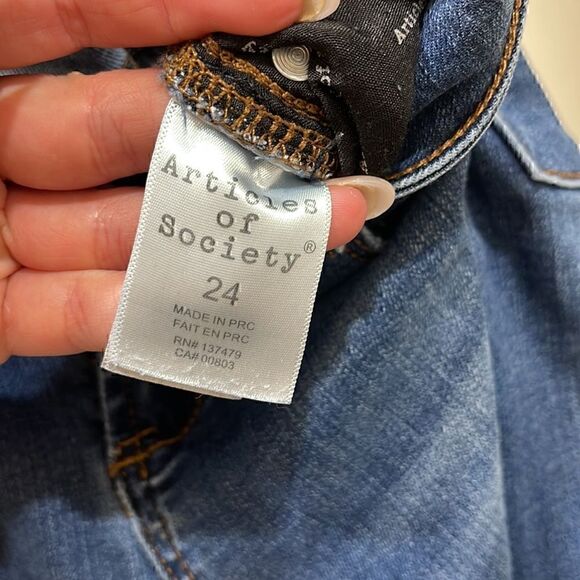 Article of society ripped Skinny Jeans - Size 24 - Picture 6 of 8